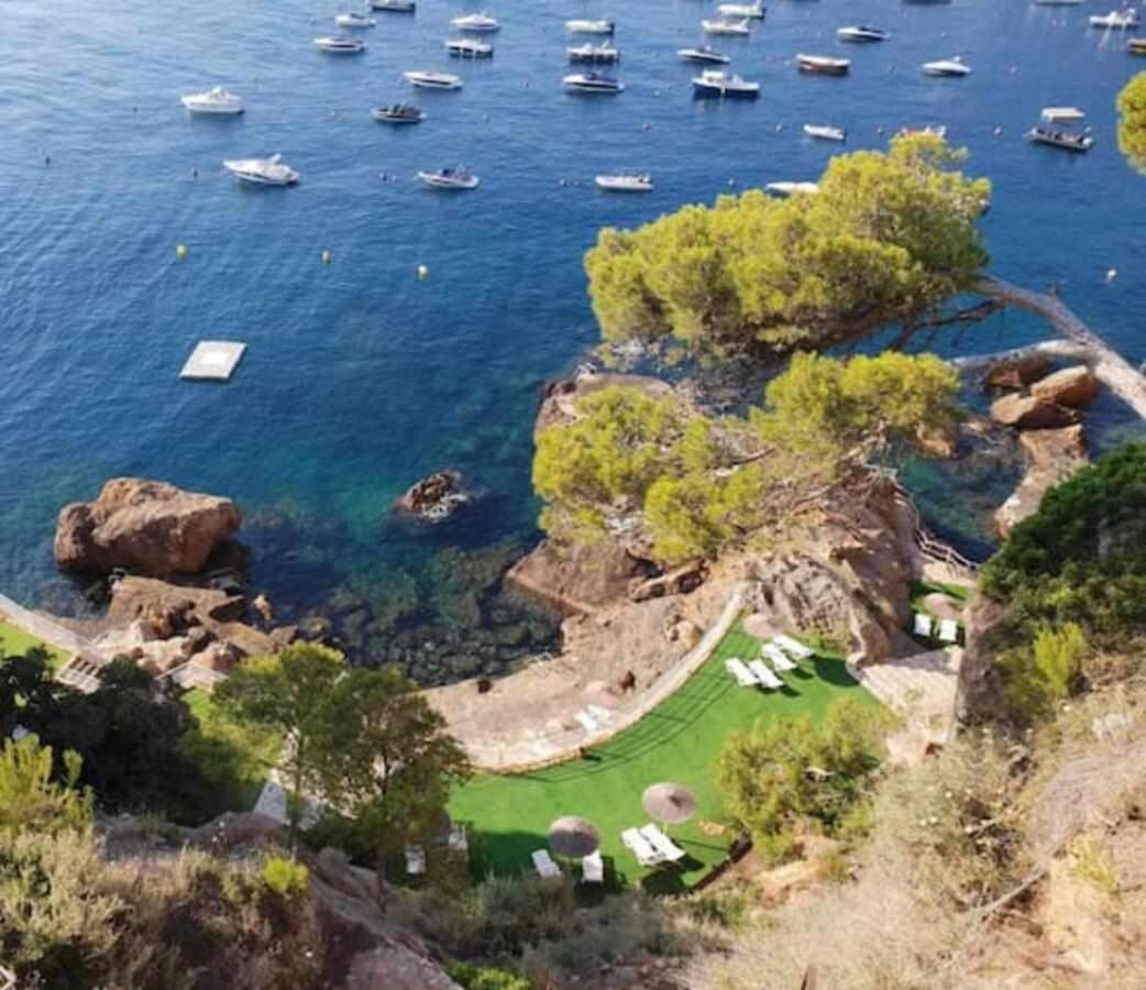 Apartamento Cap sa Sal Begur 74 con Terraza literalmente Sobre el Mar Exterior foto