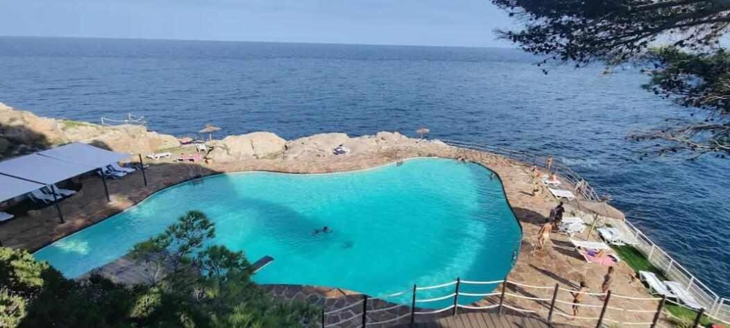 Apartamento Cap sa Sal Begur 74 con Terraza literalmente Sobre el Mar Exterior foto