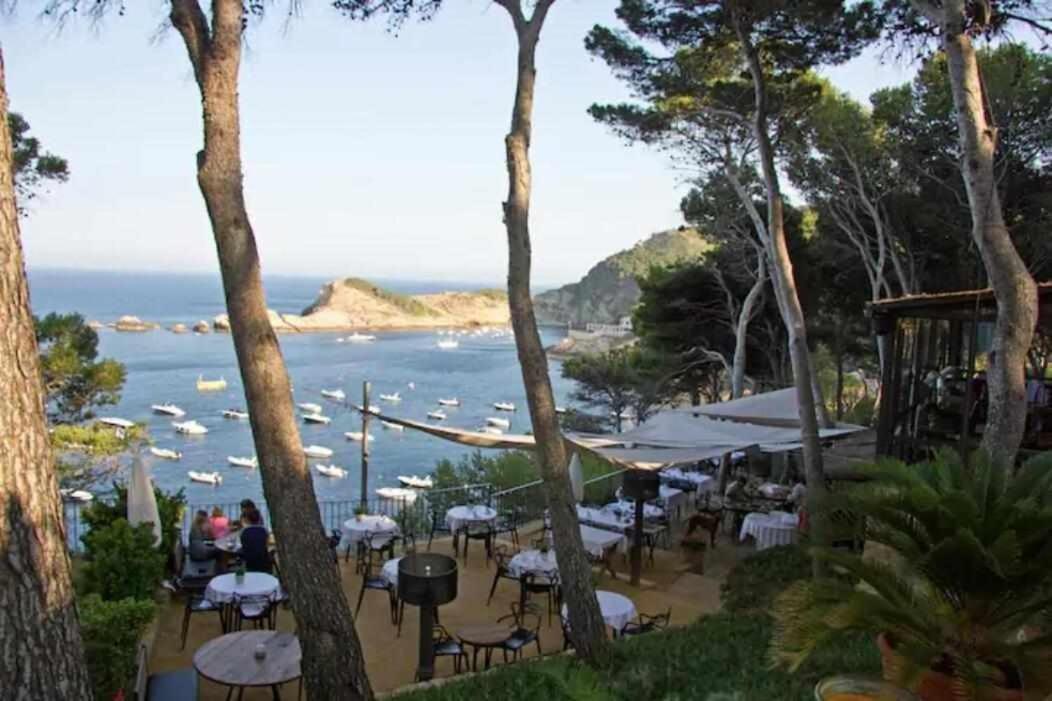 Apartamento Cap sa Sal Begur 74 con Terraza literalmente Sobre el Mar Exterior foto
